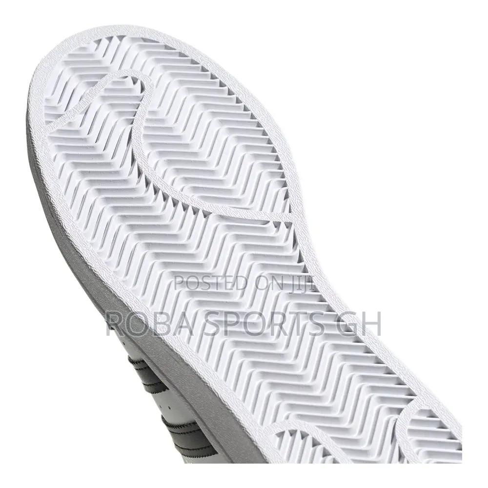 Adidas Superstar Sneakers