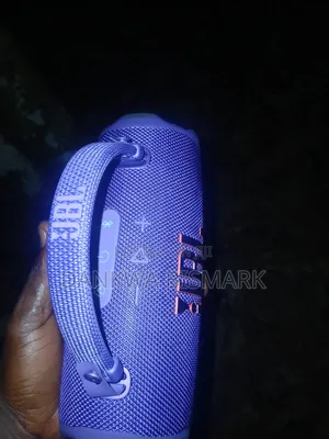JBL Charge 6