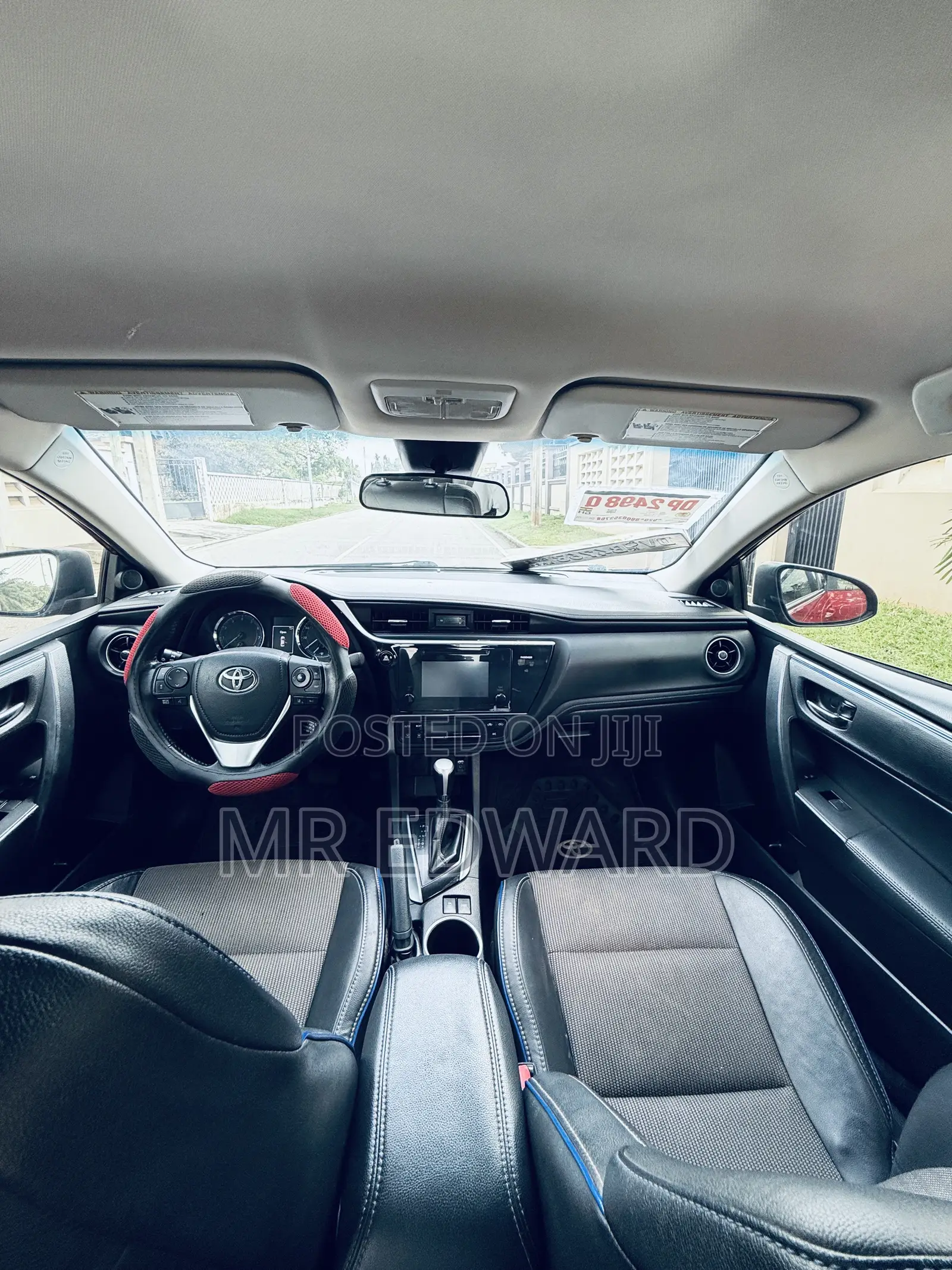 Toyota Corolla SE (1.8L 4cyl 2A) 2018 Red