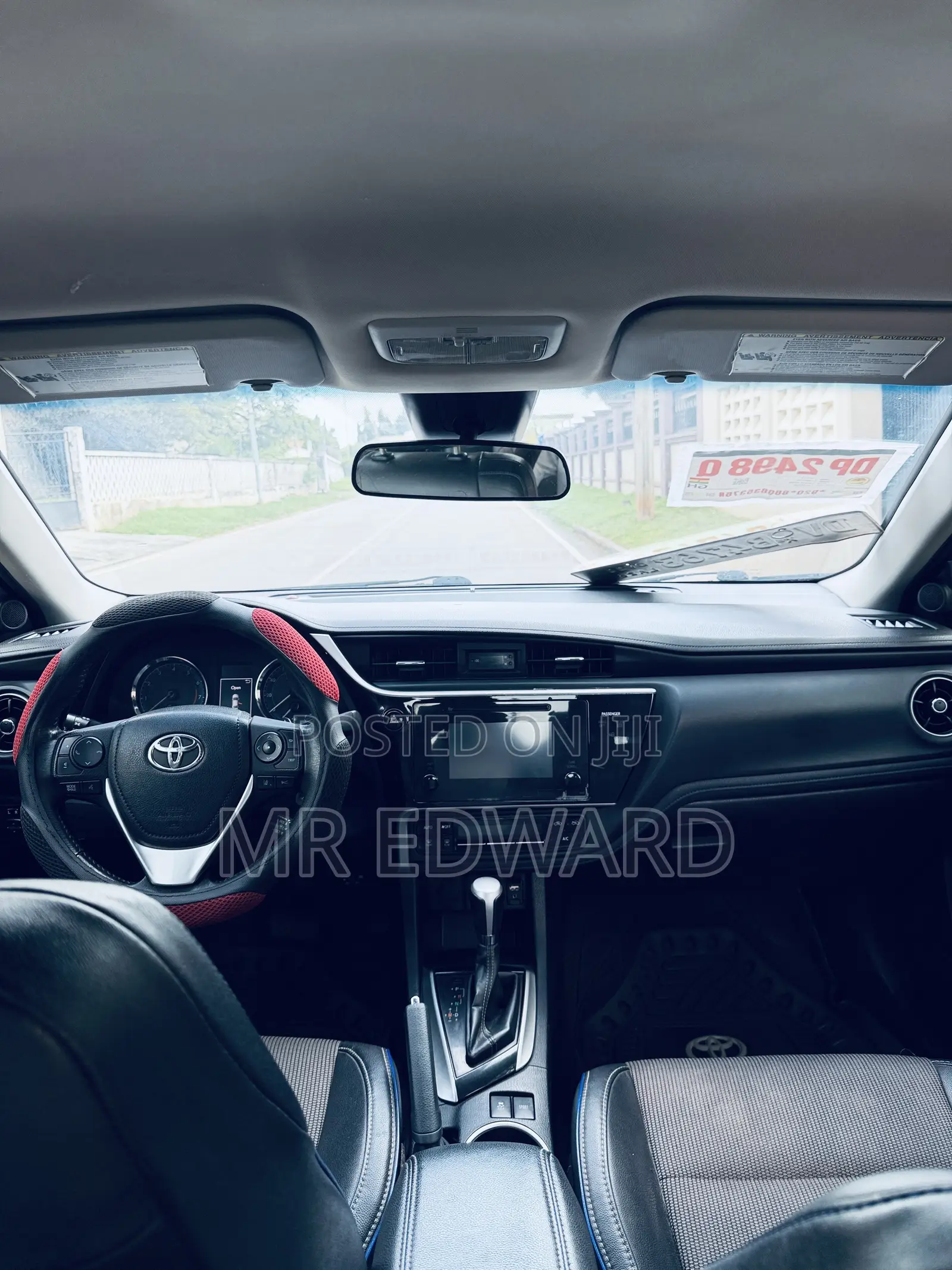Toyota Corolla SE (1.8L 4cyl 2A) 2018 Red