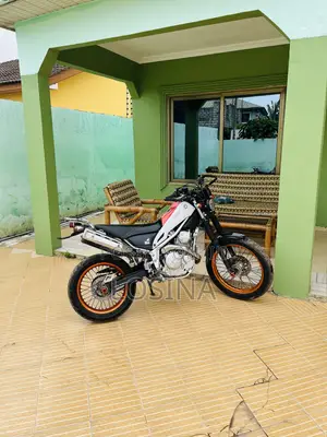 Yamaha 2021 Orange