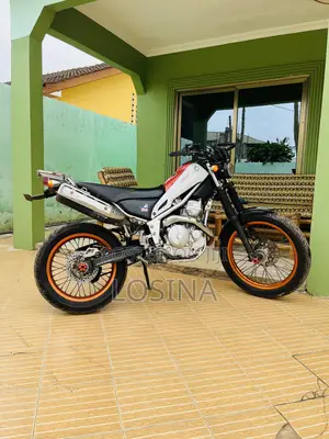 Yamaha 2021 Orange