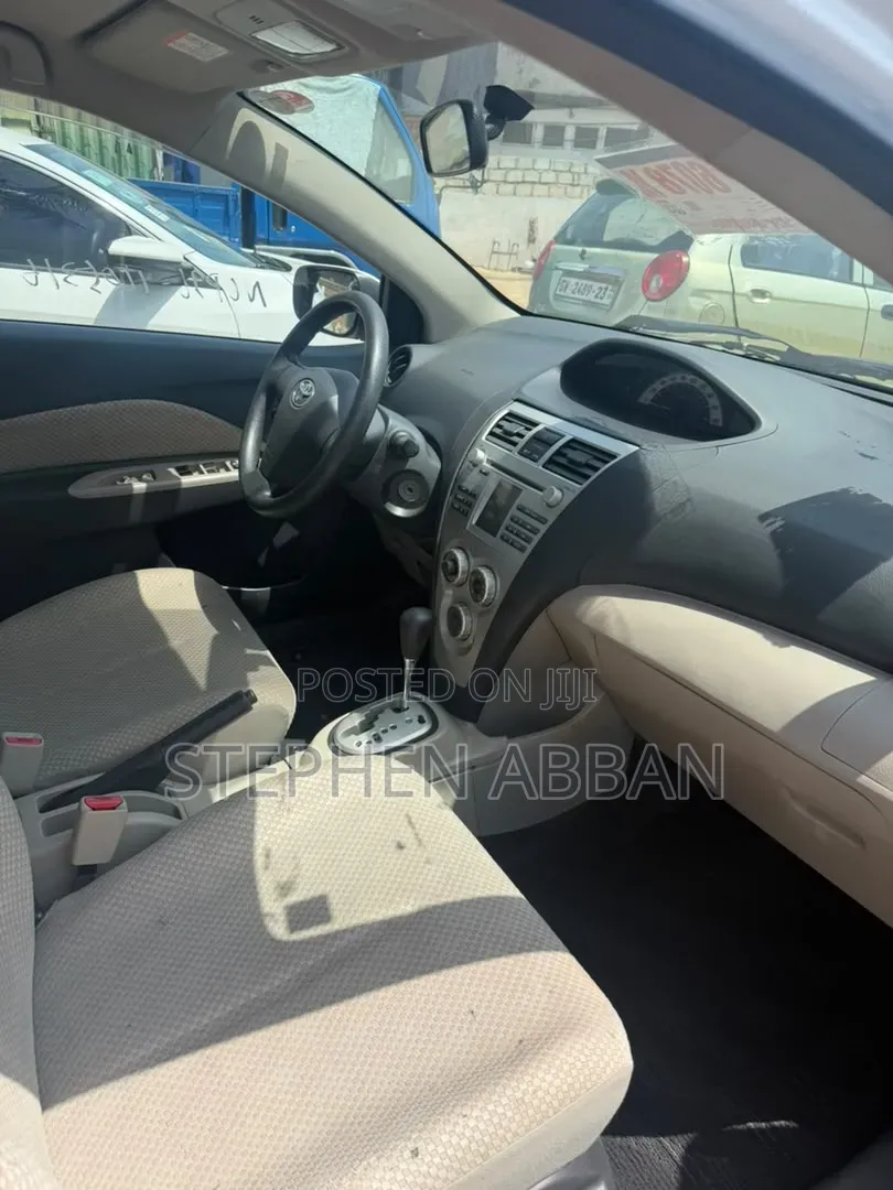Toyota Belta 2010 White
