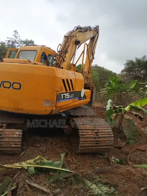 Excavator for Sale
