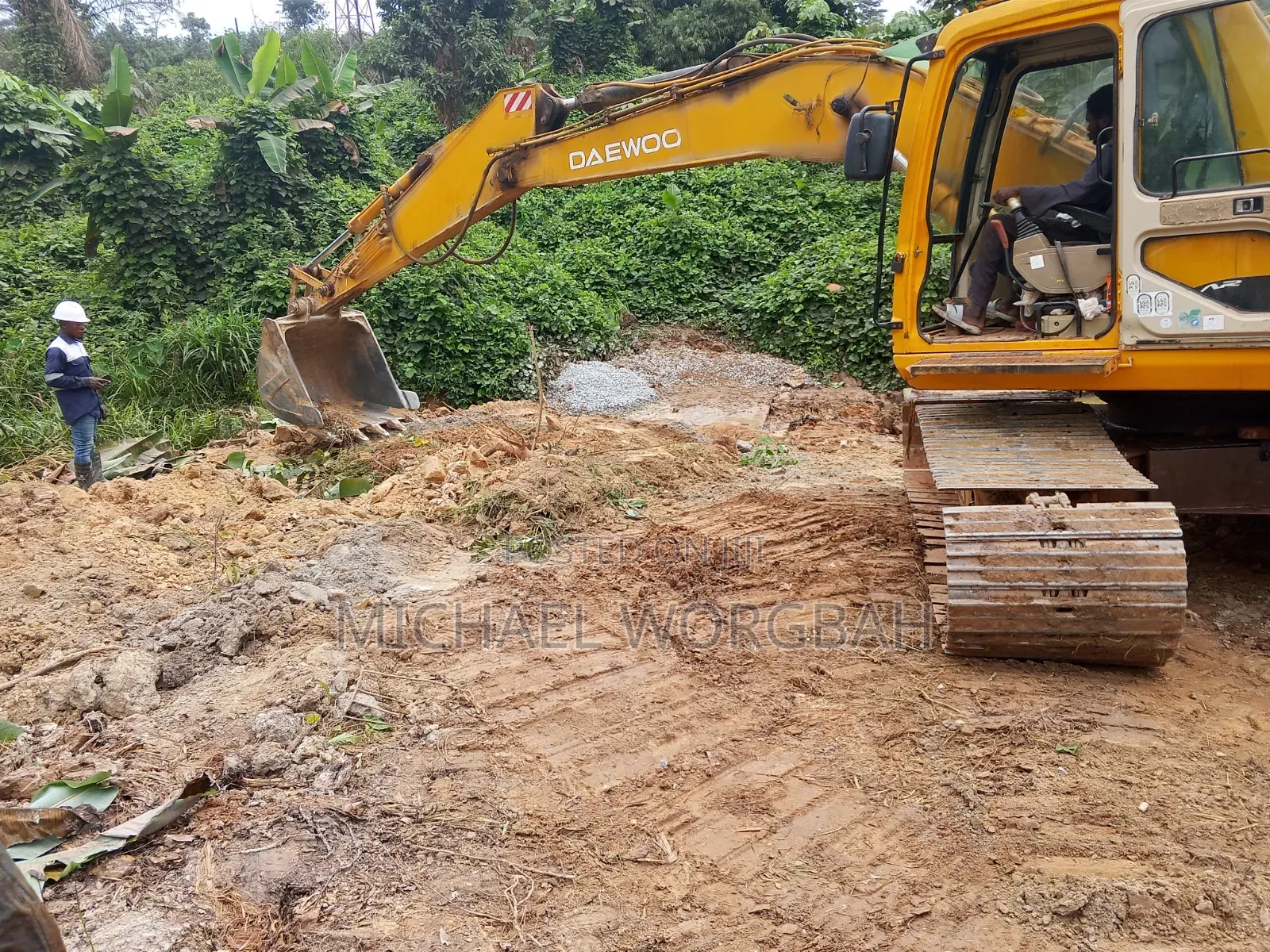 Excavator for Sale