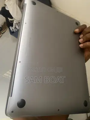 Laptop Apple MacBook Air 2019 16GB Intel Core i5 SSD 256GB