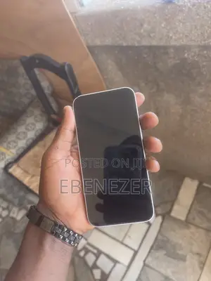 Apple iPhone 13 128 GB Pink