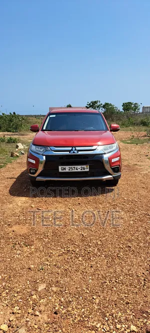 Mitsubishi Outlander SE FWD 2017 Red