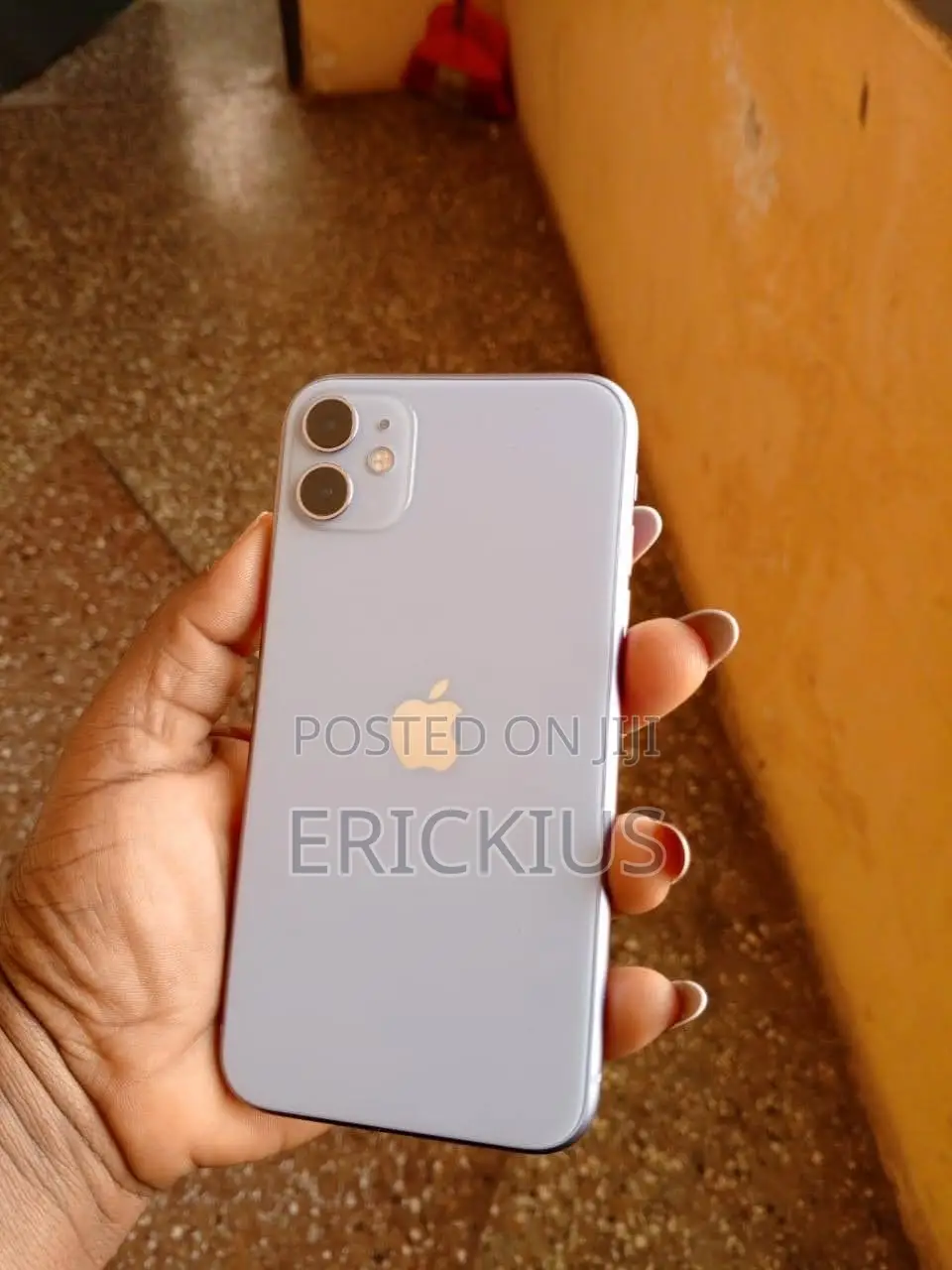 Apple iPhone 11 64 GB Purple