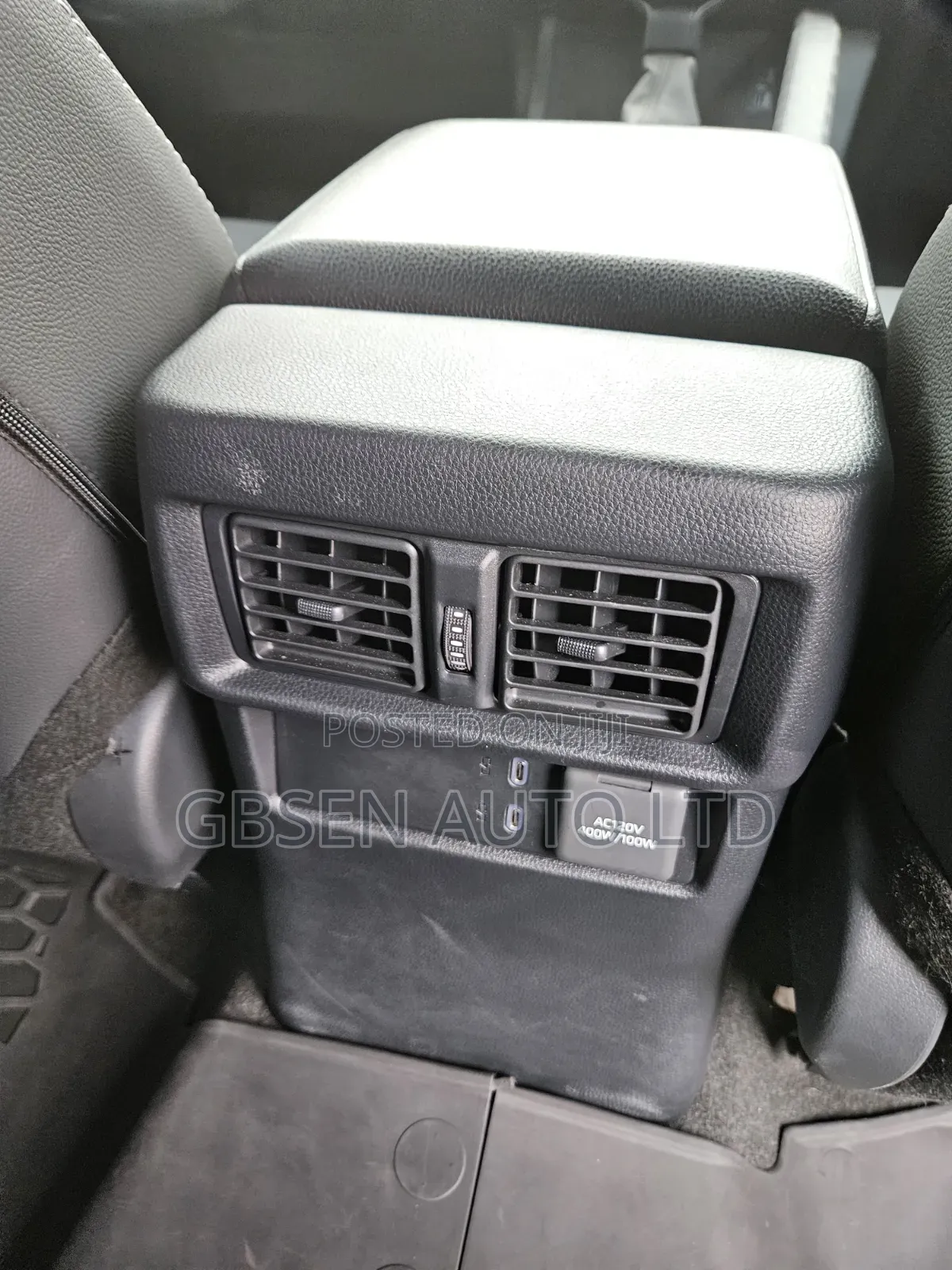 Toyota 4-Runner SR5 4WD 2025 White