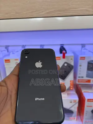 Apple iPhone XR 64 GB Black