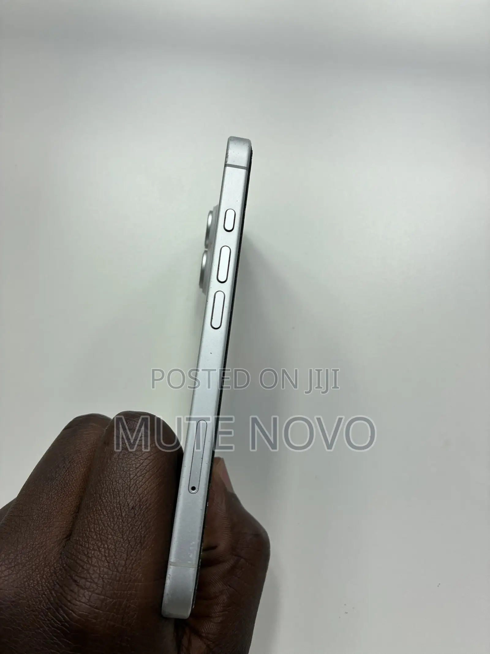 Apple iPhone 16 128 GB White