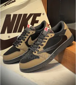 Jordan 1 Travis Scott- Brown/Black