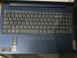 New Laptop Lenovo Ideapad 3 8GB AMD Ryzen 5 SSD 256GB