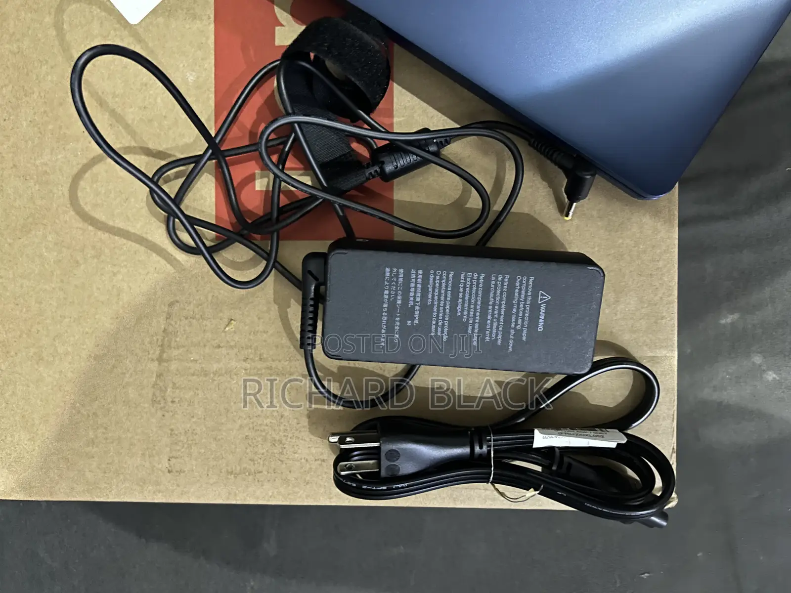 New Laptop Lenovo Ideapad 3 8GB AMD Ryzen 5 SSD 256GB