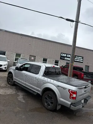 Ford F-150 XLT 4x4 SuperCrew Cab Styleside 5.5 ft. box 145 in. WB 2018