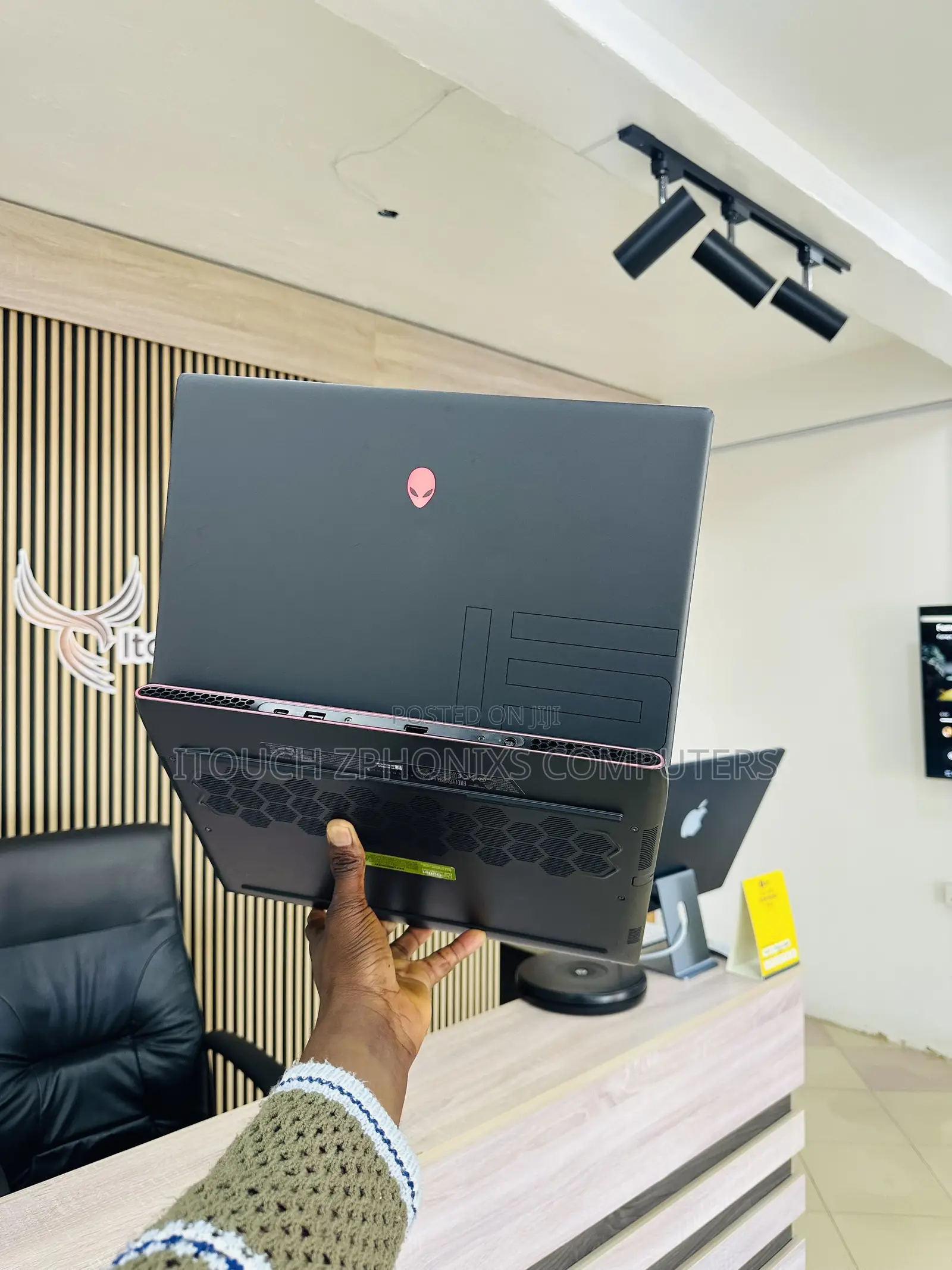 Laptop Alienware M15 R6 16GB Intel Core i7 SSD 1T