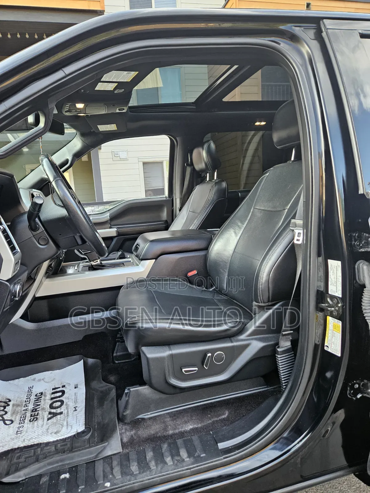 Ford F-150 Lariat 4x4 SuperCrew Cab Styleside 5.5 ft. box 145 in. WB