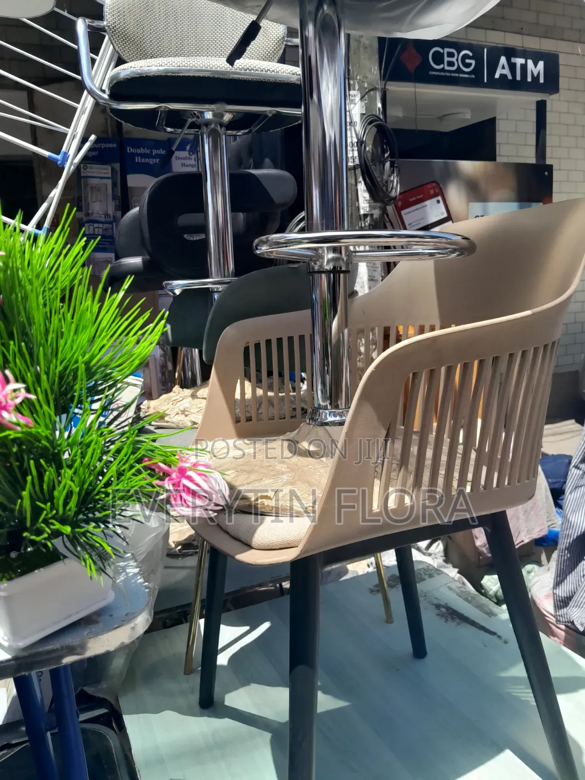 Modern Plastic Cafe Chair
