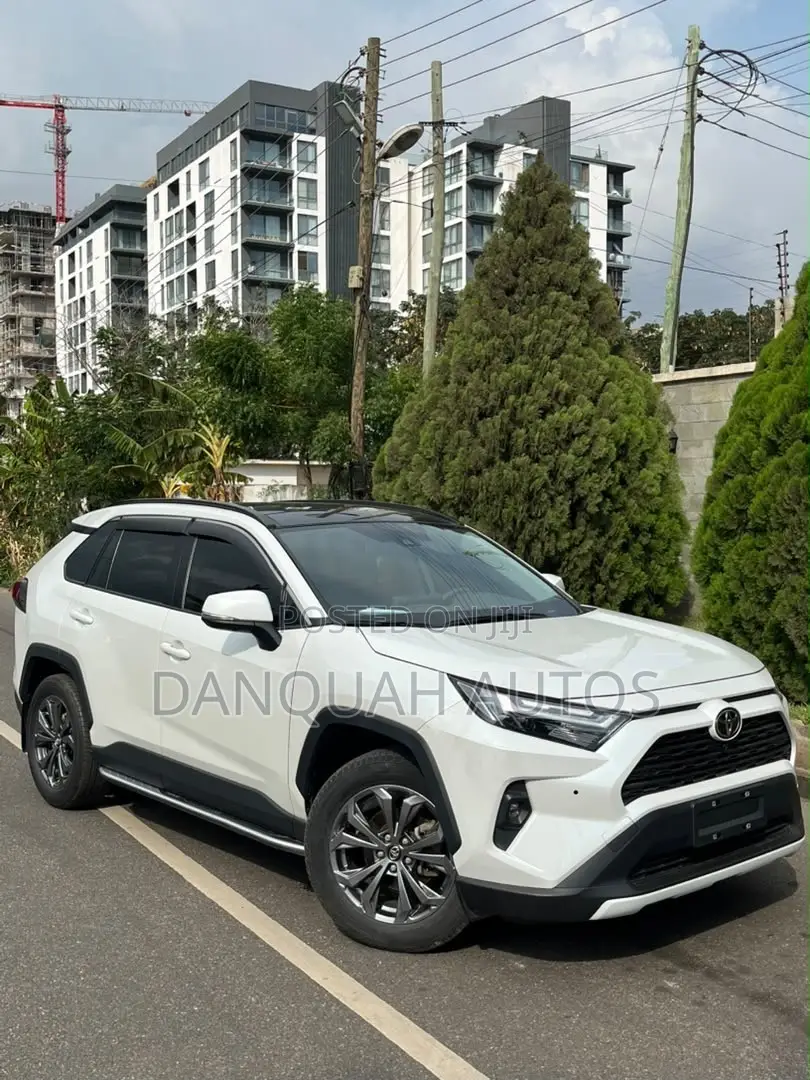 New Toyota RAV4 2023 White