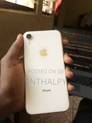 Apple iPhone XR 128 GB White