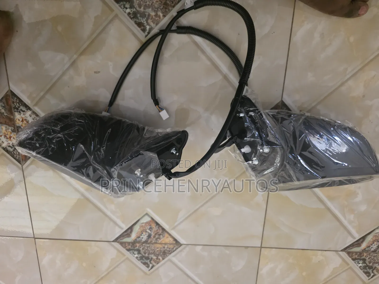 Honda HRV 2023-2026 Mirror With Blind Spot Sensor+turn Signal