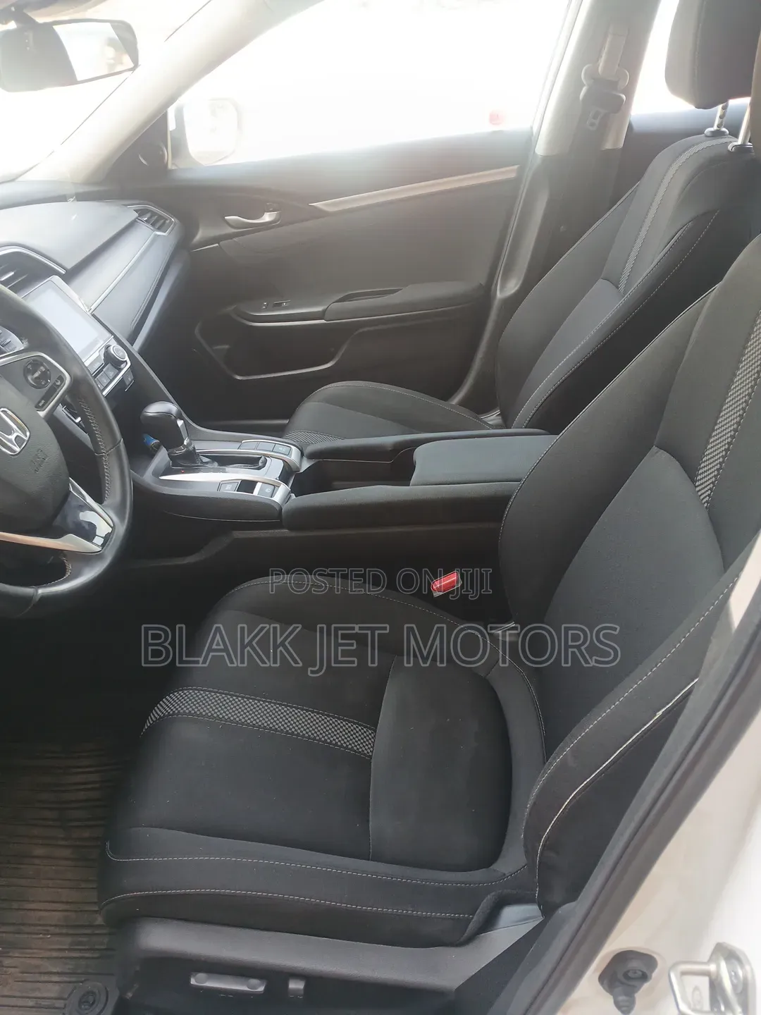 Honda Civic Touring Coupe 2020 White