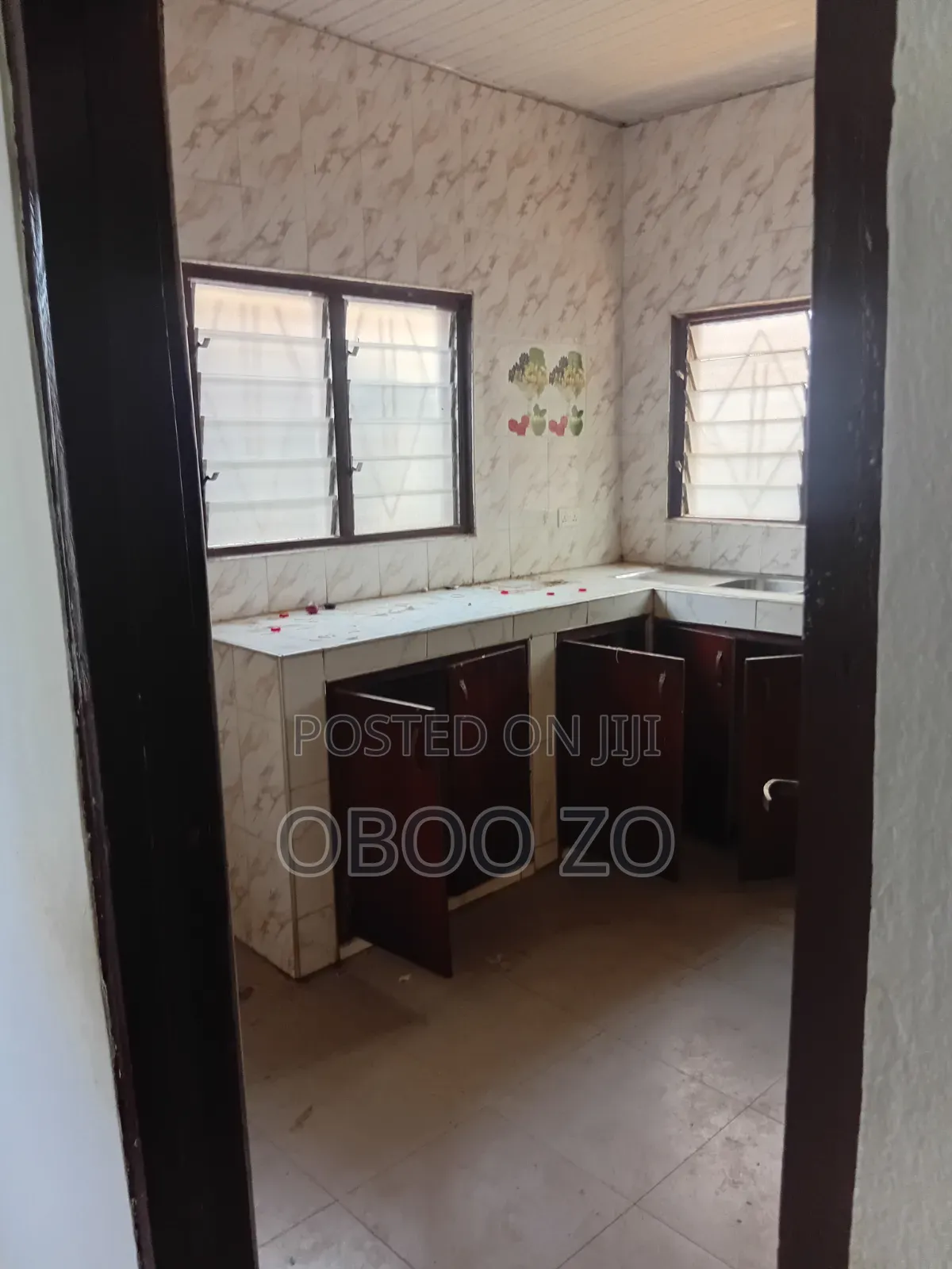 3bdrm House in Community 25 for rent