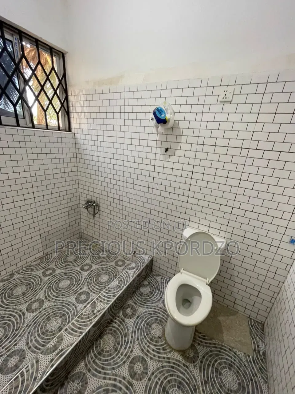 2bdrm Apartment in Lakeside Estate for rent