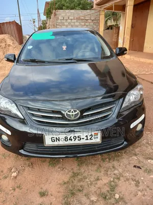 Toyota Corolla LE 4dr Sedan (1.8L 4cyl 4A) 2013 Black
