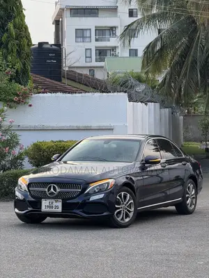 Mercedes-Benz C300 Luxury Sedan RWD (2.0L 4cyl 7A) 2017 Blue