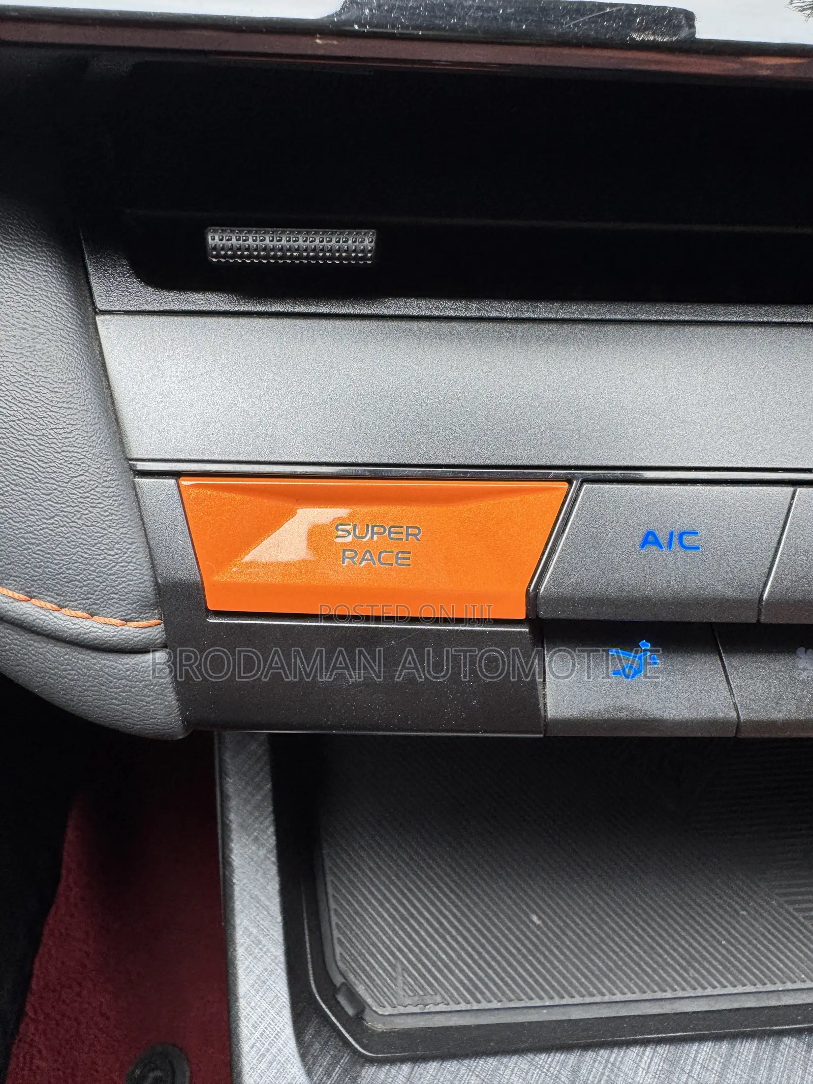 Changan UNI-V 1.5 Petrol FWD 2022 Gray