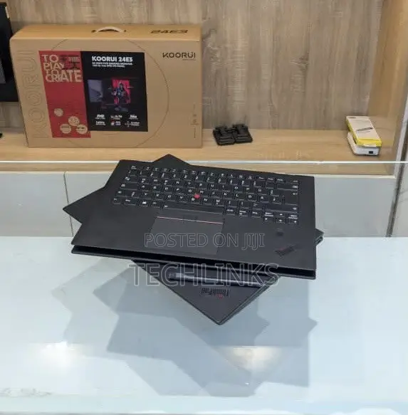 Laptop Lenovo ThinkPad X1 Yoga 8GB Intel Core i5 SSD 512GB
