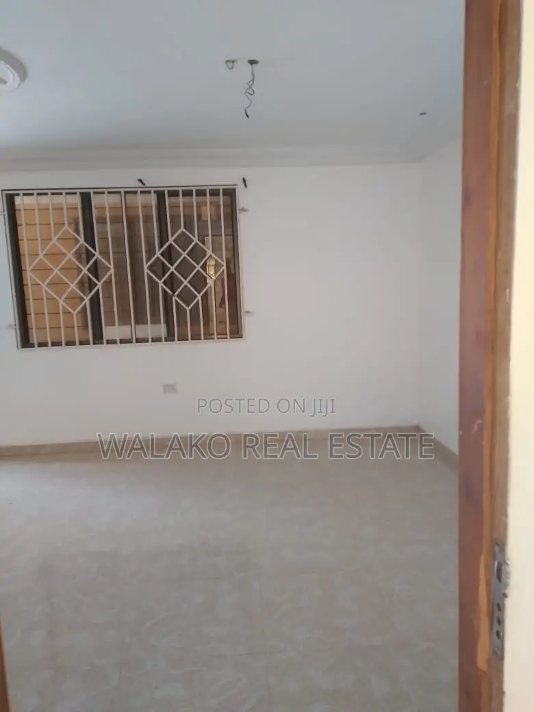 2bdrm Apartment in Ofankor for rent