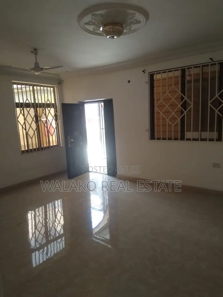 2bdrm Apartment in Ofankor for rent