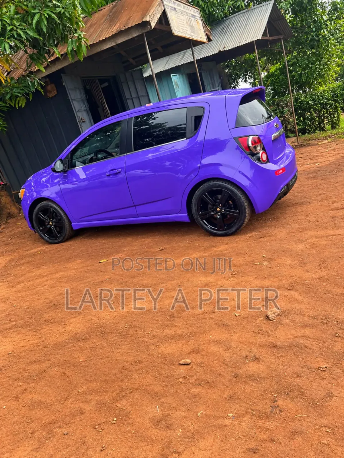 Chevrolet Sonic RS 2013 Purple
