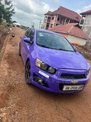 Chevrolet Sonic RS 2013 Purple