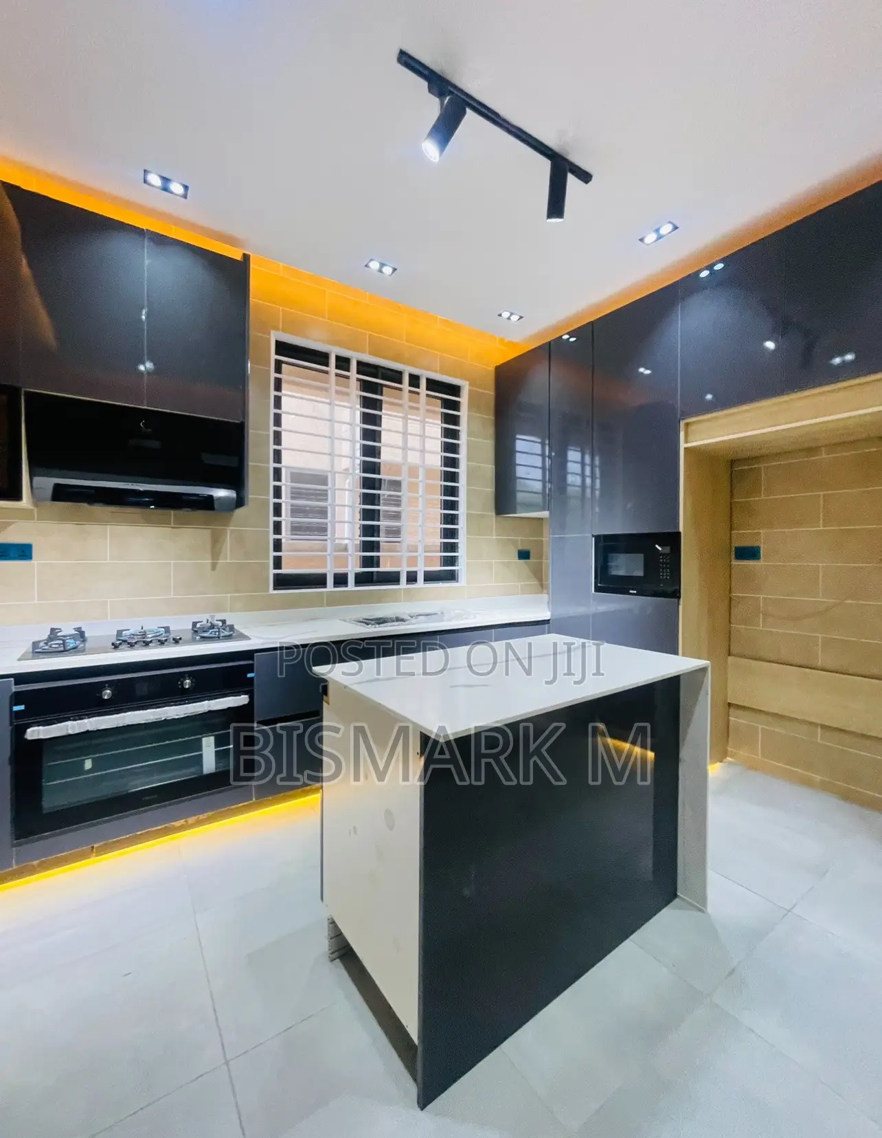 4bdrm House in East Legon for sale