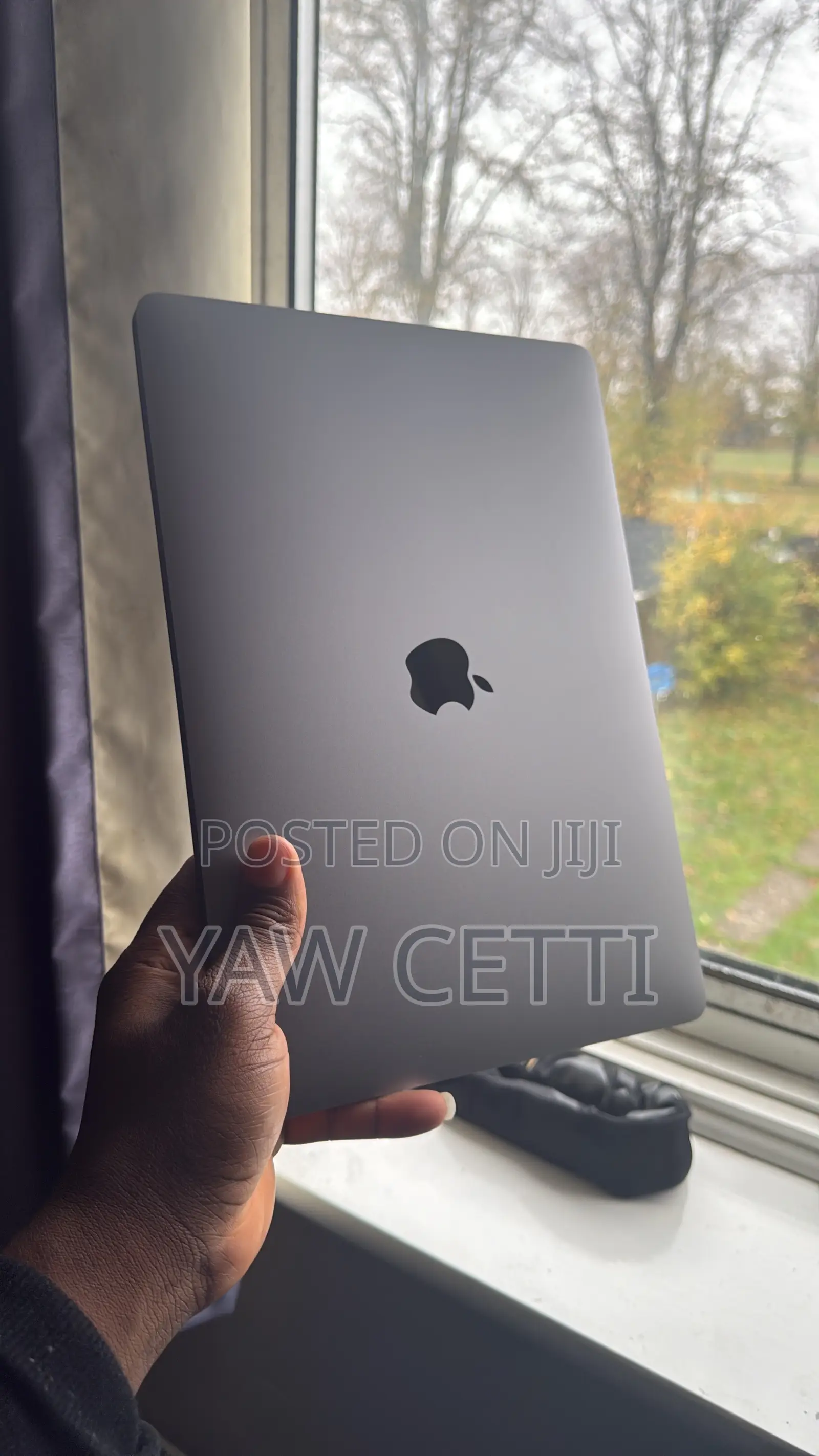 Laptop Apple MacBook Pro 2017 8GB Intel Core i5 SSD 256GB