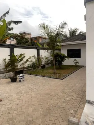 4bdrm House in Jesmea Real Estate, Tseaddo for rent