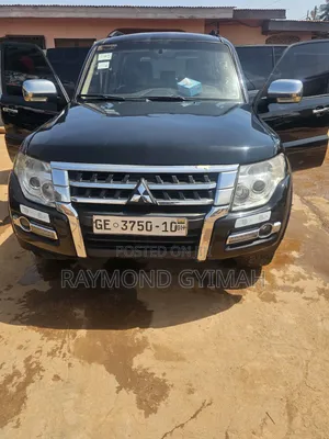 Mitsubishi Pajero 3.0 2010 Black