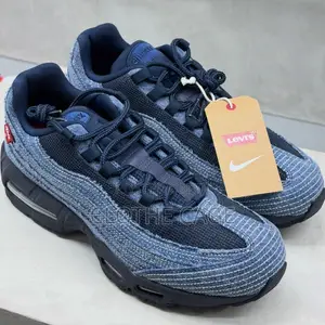 Levi's X Nike Air Max 95 OG "Obsidian"