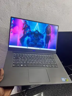 Laptop Dell XPS 15 9560 16GB Intel Core i7 SSD 512GB