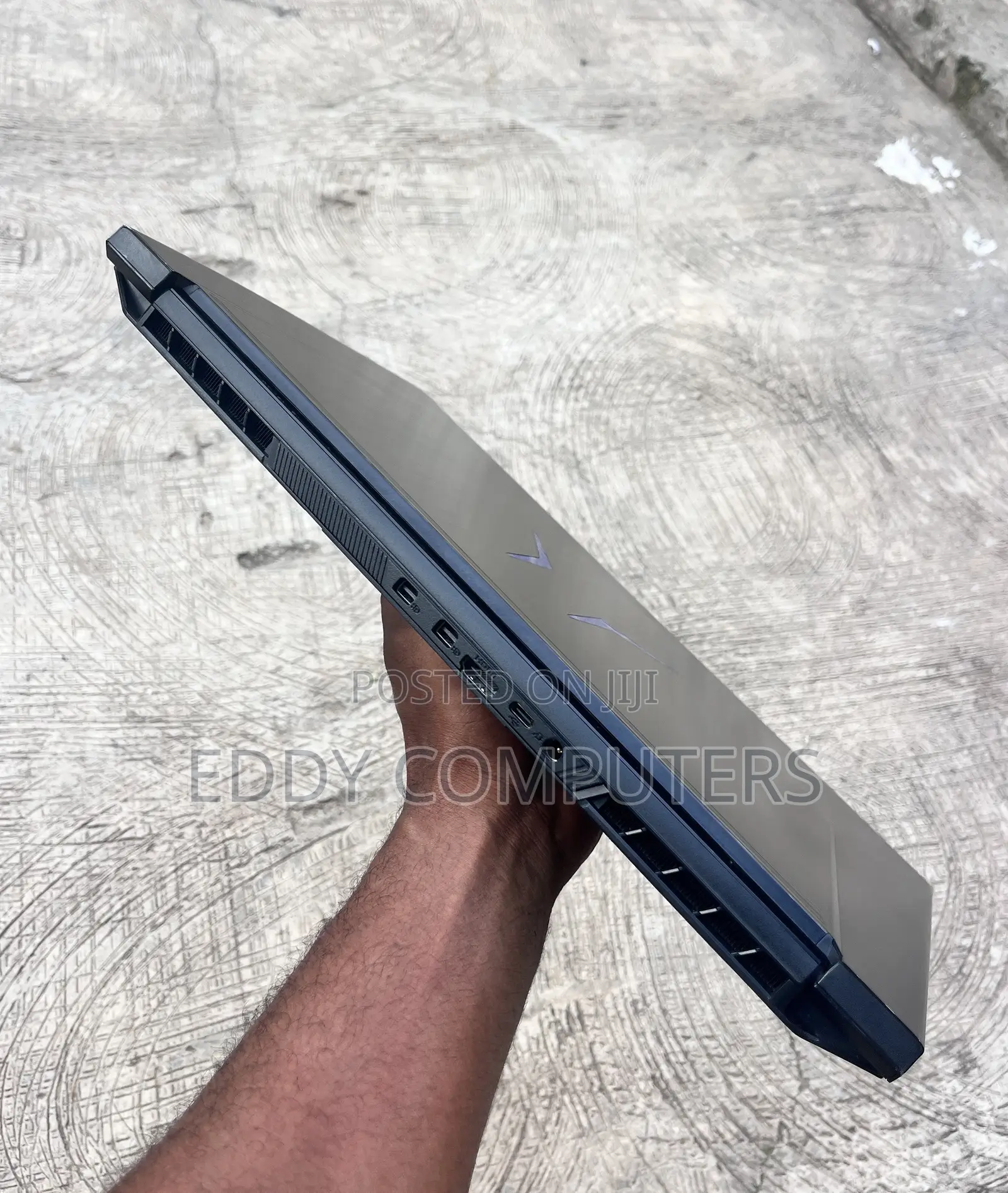 Laptop 16GB Intel Core i7 SSHD+SSD 512GB
