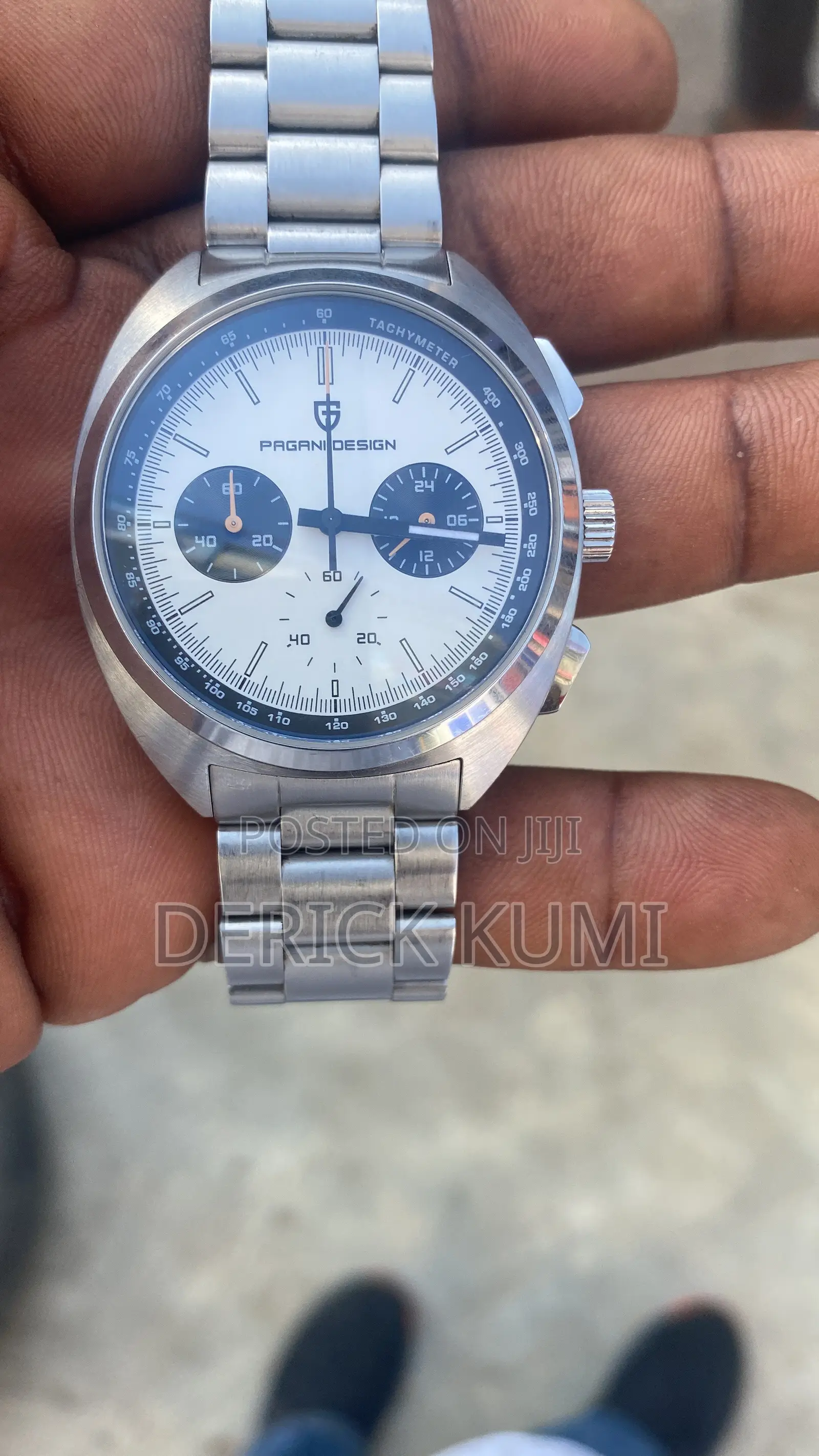 The Pagani Design PD-1782 Is a Chronograph Watch With a Sporty, Luxury