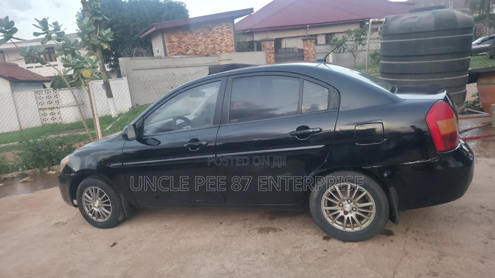 Hyundai Accent GLS Automatic 2012 Black