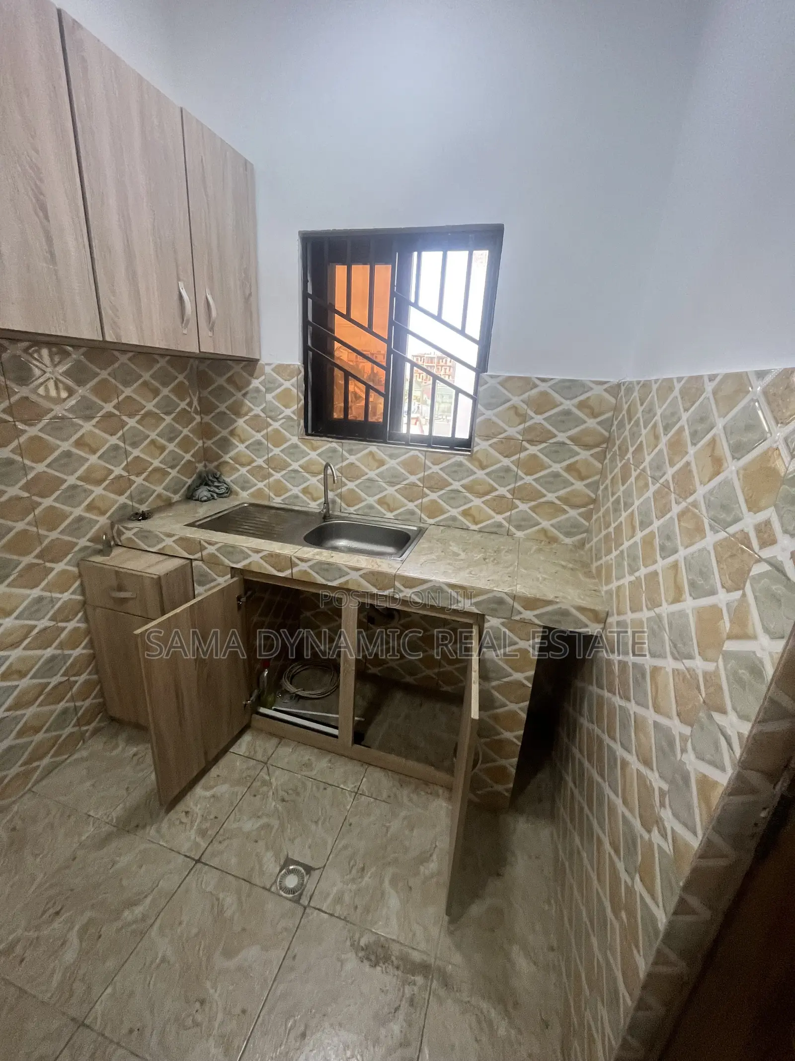 1bdrm Apartment in Tseaddo for rent
