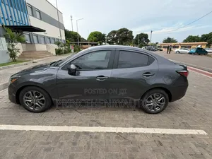 Toyota Yaris 2020 Black