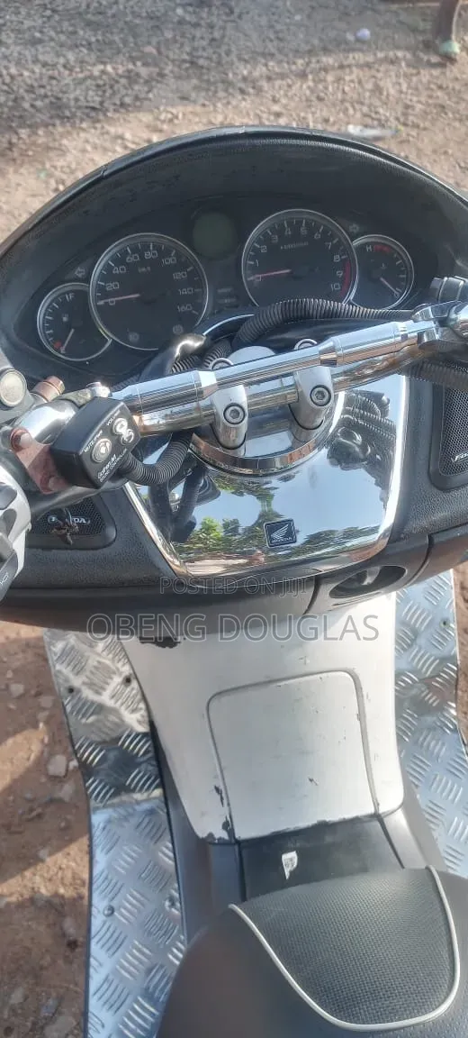 Honda 2024 Black