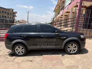 Chevrolet Captiva 2015 Black